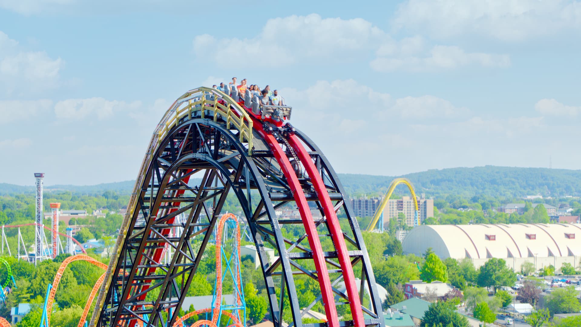 wildcats revenge roller coaster cresting the lift hill
