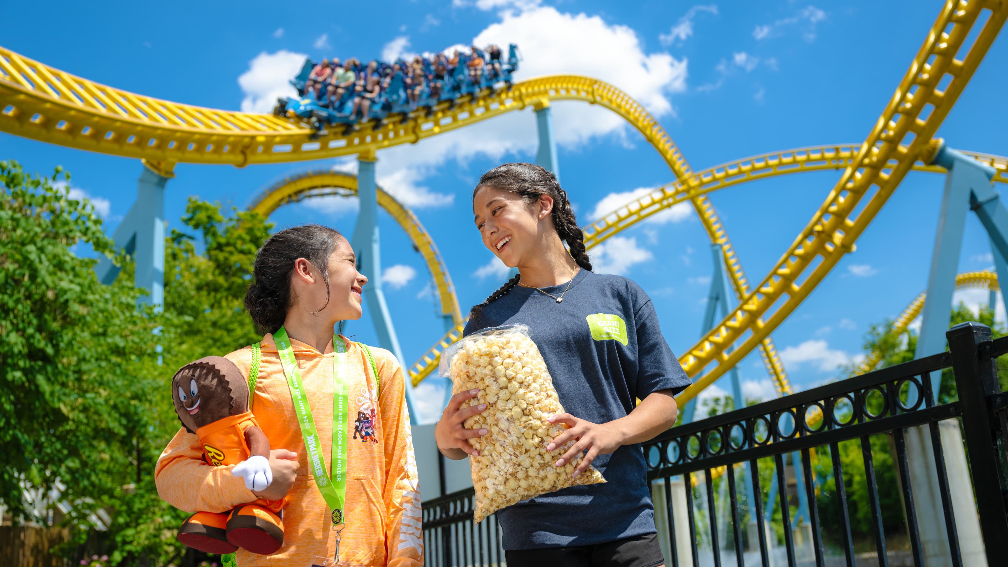 two sisters smiling skyrush